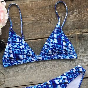 Cupshe Deep Water Ocean Bikini Top NWOT